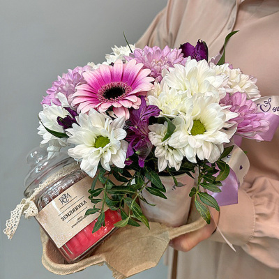 Сет "Земляника". Набор стаканчик с цветами и аромасвечой в банке 70404