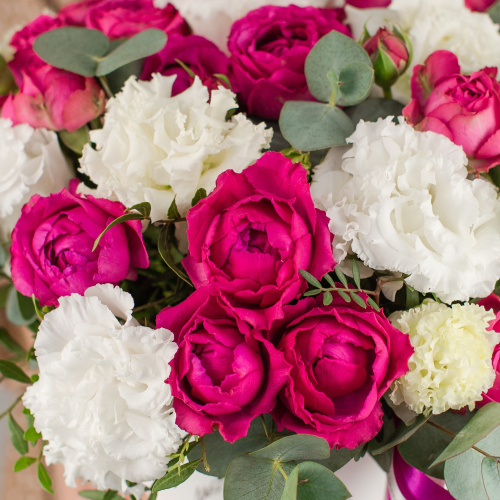 Коробка с розовыми пионовидными розами. Размер L. арт. 45002