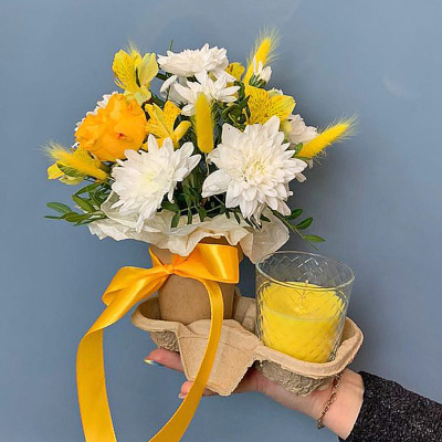 Сет "Солнечный". Набор стаканчики с цветами и аромасвечой 70337